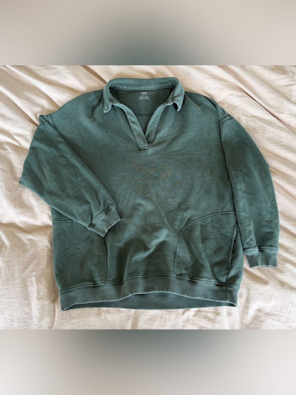 Aerie Green Vneck Gorpcore Outdoor Hiker Camp Pocket Collar Crewneck Sweatshirt